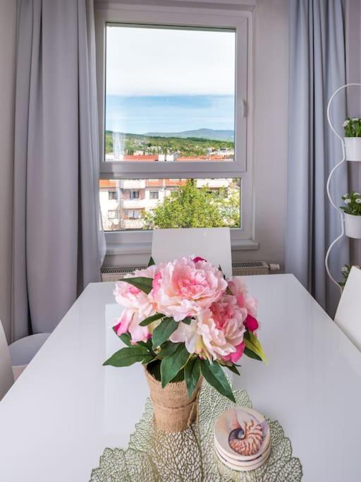 Luxury Cozy Apartment Mila Zagreb Exteriör bild